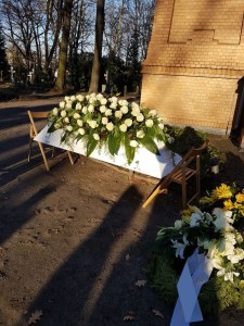 Erdbestattung Auf Dem Russisch Orthodoxen Friedhof Berlin Tegel Ganz In Weiss Eulert Bestattungen